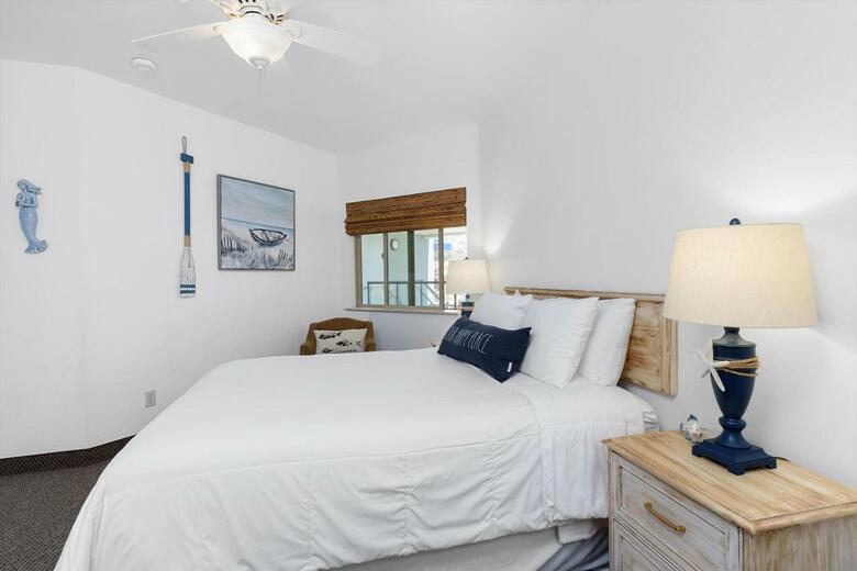 Hotel Beach House Inn & Suites