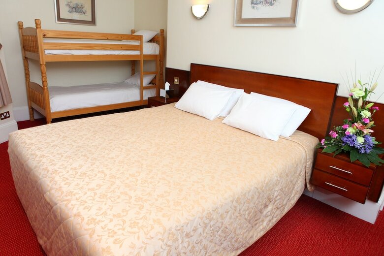 Gatwick Cambridge Hotel