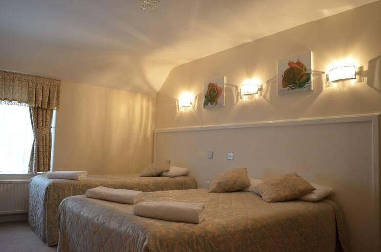 Gatwick Cambridge Hotel