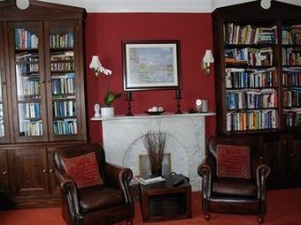 Hostal Tanes Hotel