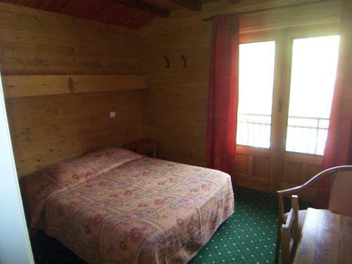Hotel H�tel Les Bernards