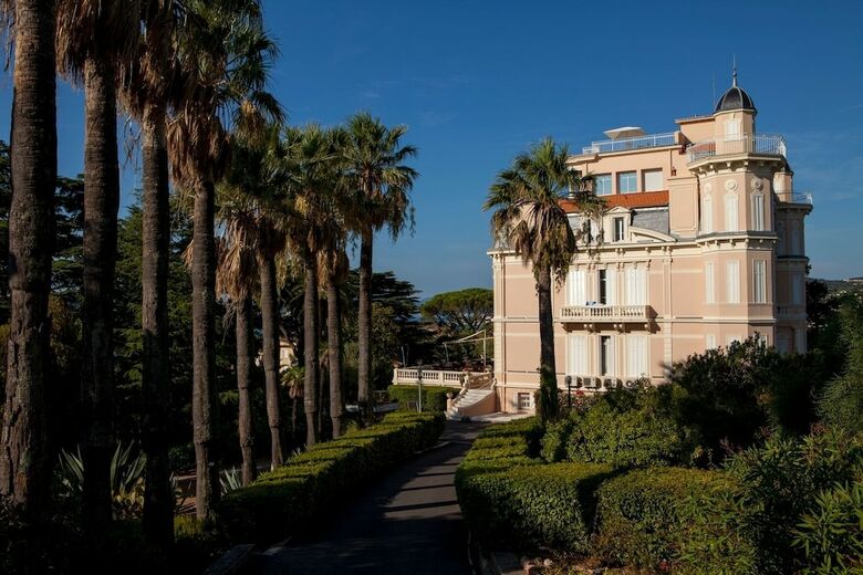 Hotel Les Tourelles