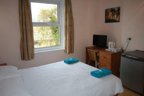 Bed & Breakfast Dolphins Hotel