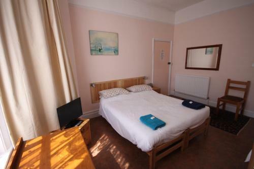 Bed & Breakfast Dolphins Hotel