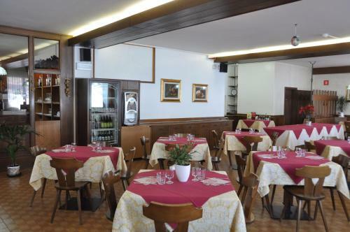 Hostal Casa Alpina Dobbiaco