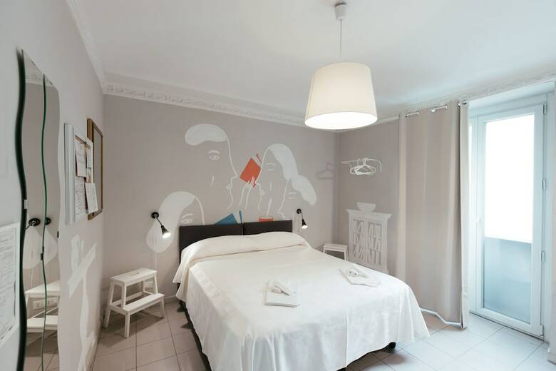 Tomato Backpackers Hotel