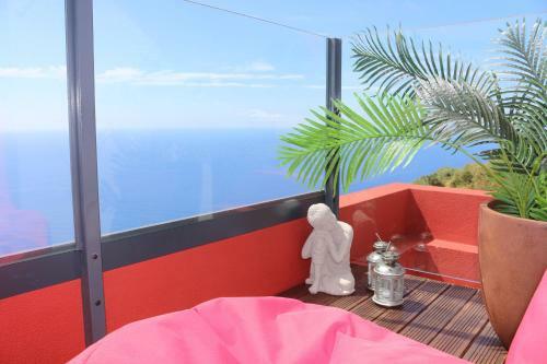 Hostal Madeira Native Motion Guest House