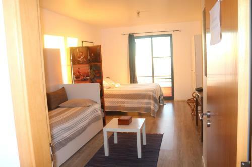 Hostal Madeira Native Motion Guest House