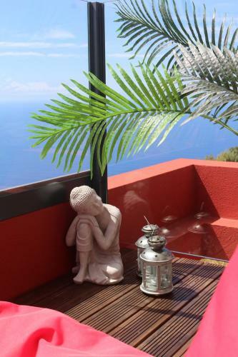 Hostal Madeira Native Motion Guest House