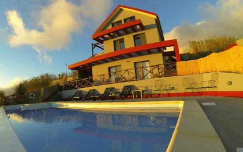 Hostal Madeira Native Motion Guest House