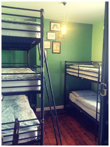 Albergue Bunkhouse