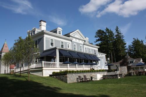 Hotel Kemble Inn And Table Six Restaurant