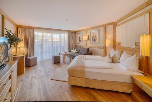 Majestic Hotel & Spa