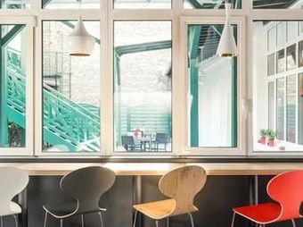 Hotel Ibis Levallois Perret