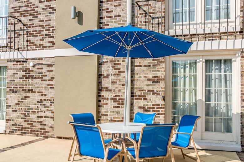 Hotel Oglethorpe Inn & Suites