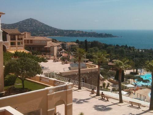 Azzurra Immo: Le Hameau Cap Est�rel