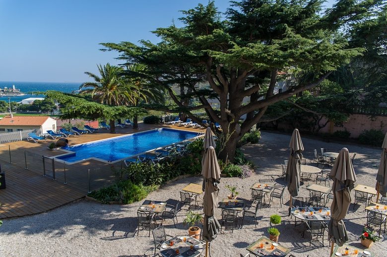 Hotel Les Jardins Du C�dre