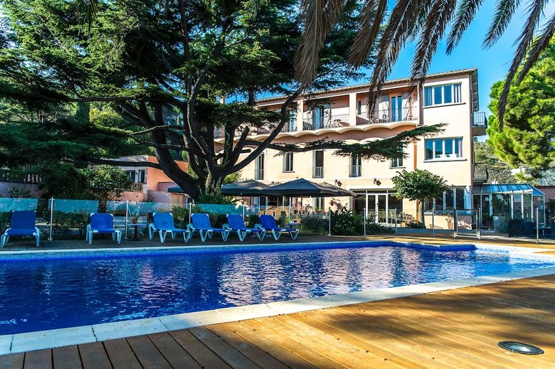 Hotel Les Jardins Du C�dre