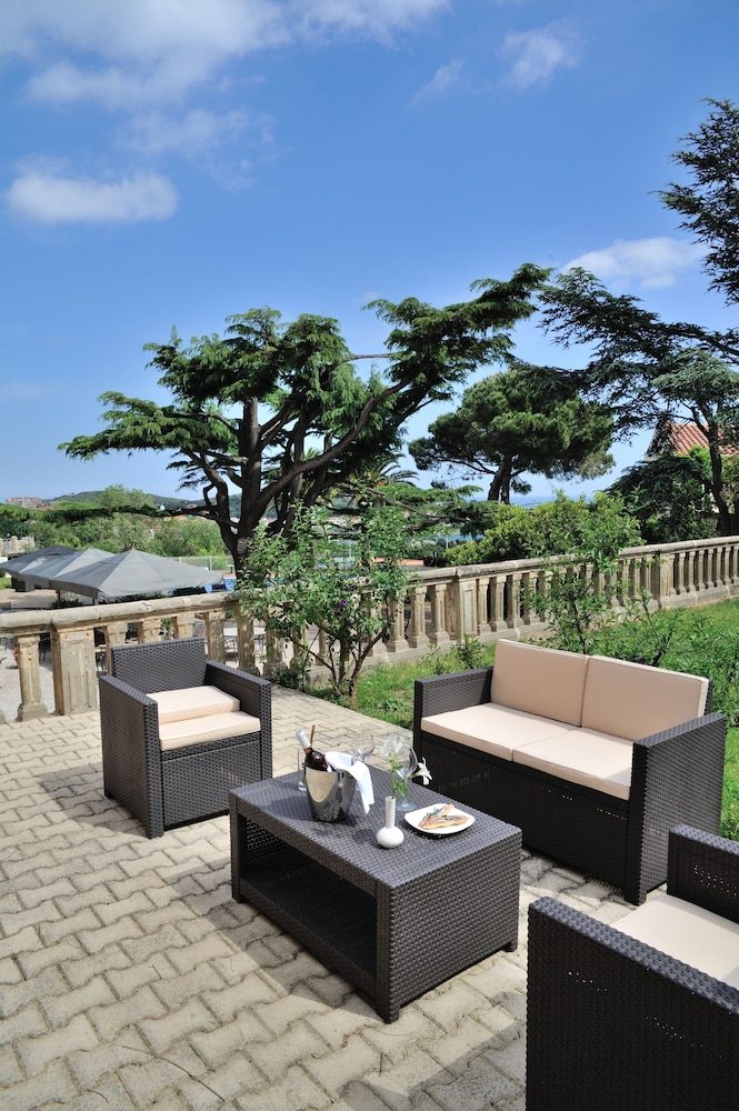 Hotel Les Jardins Du C�dre