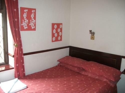 Hostal Trentham Hotel