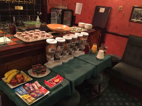 Hostal Trentham Hotel