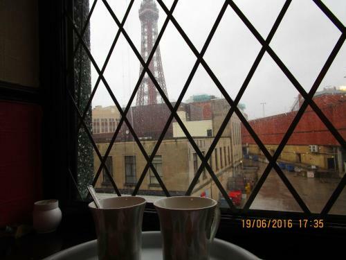 Hostal Trentham Hotel