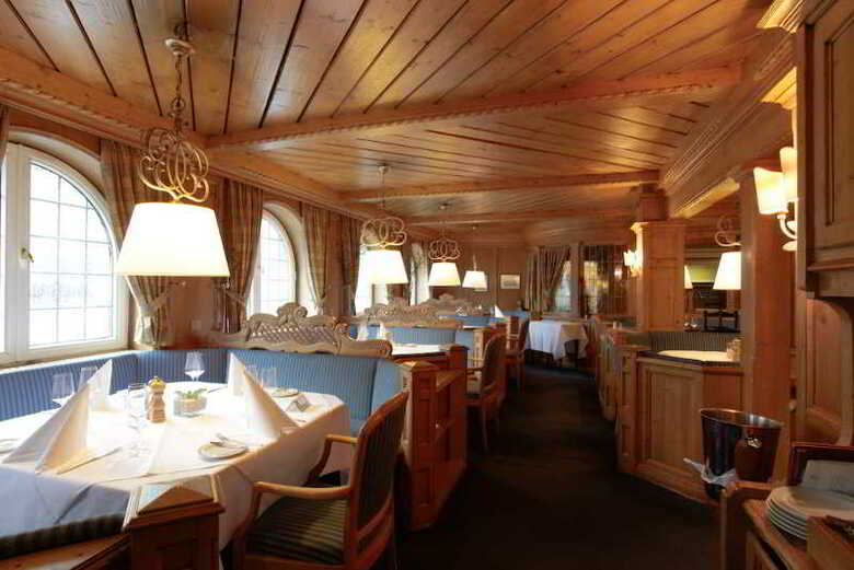 Hotel Gude