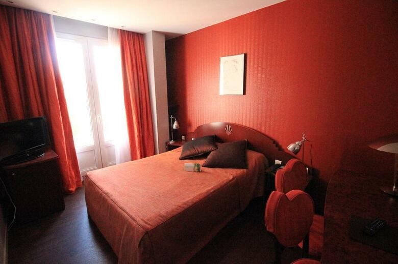 Hotel H�tel Saint Christophe