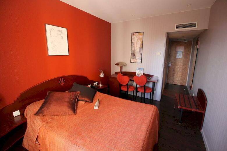 Hotel H�tel Saint Christophe