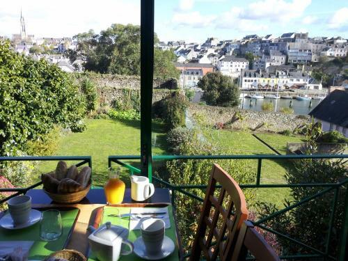 Hotel H�tel Du Port Rhu