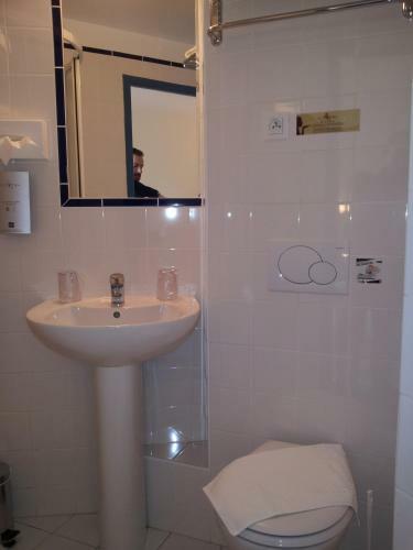 Hotel H�tel Du Port Rhu