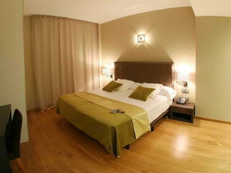 Qgat Hotel Restaurant Sant Cugat