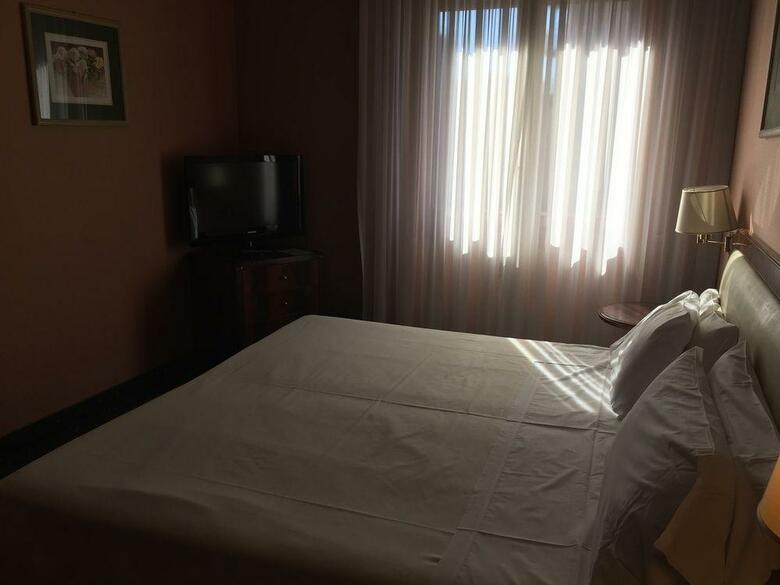 Hotel Bristol