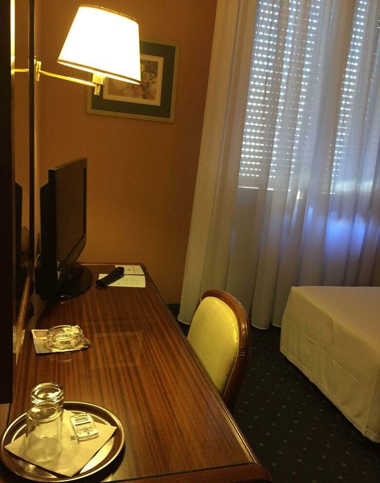 Hotel Bristol