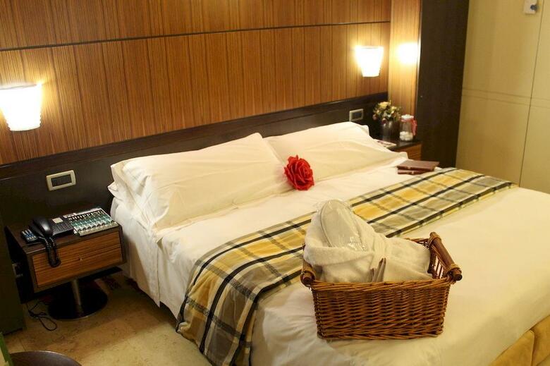Hotel Carrobbio