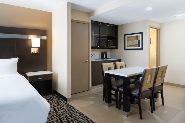 Mercury Grand Hotel