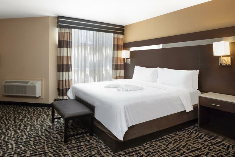 Mercury Grand Hotel