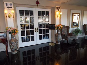 Madison Suites Hotel