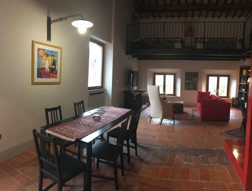 Holiday Apartment In Historical Palace