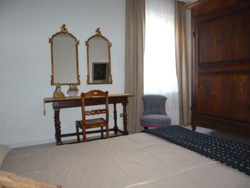 Holiday Apartment In Historical Palace