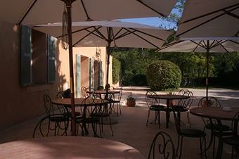 Hotel H�tel Les Cigales