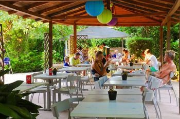 Camping Village Internazionale Lago Di Bracciano