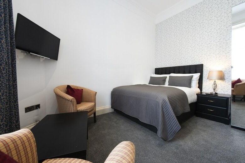 Hotel Grosvenor Suites