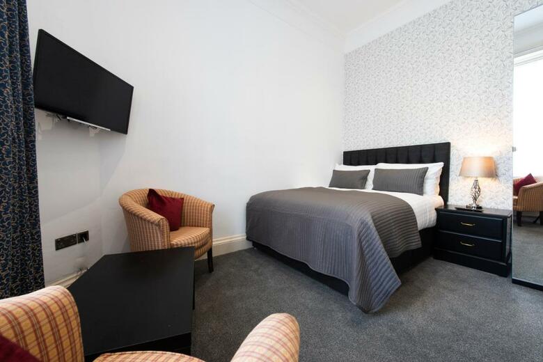 Hotel Grosvenor Suites