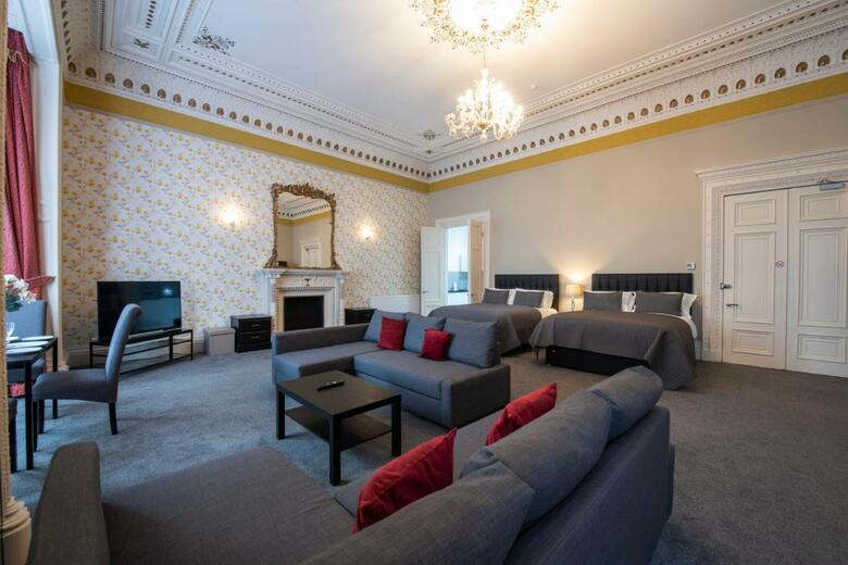 Hotel Grosvenor Suites