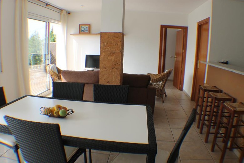 Agi Rodas Apartments