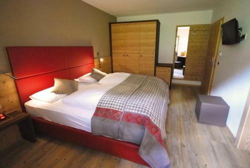 Hostal Monti Pallidi B&B Apartments