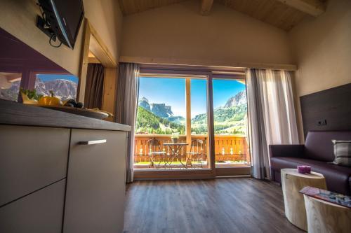 Hostal Monti Pallidi B&B Apartments