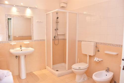 Hostal Affittacamere Sestiere Santa Caterina
