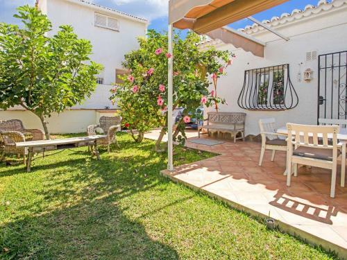 Comfortable Holiday Home Close To The Beach In La Cala De Mijas